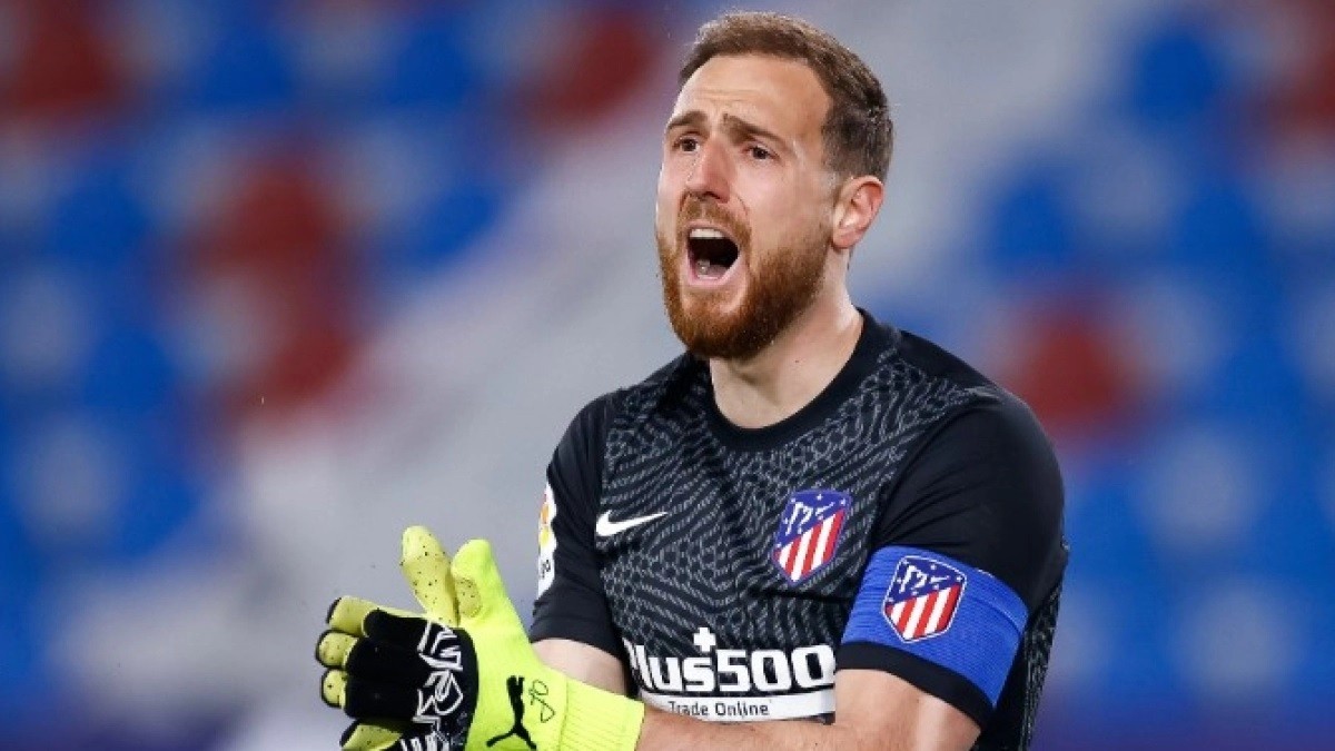 cầu thủ: MU tính mua thủ môn thay Andre Onana; cầu thủ: MU tính mua thủ môn thay Andre Onana;