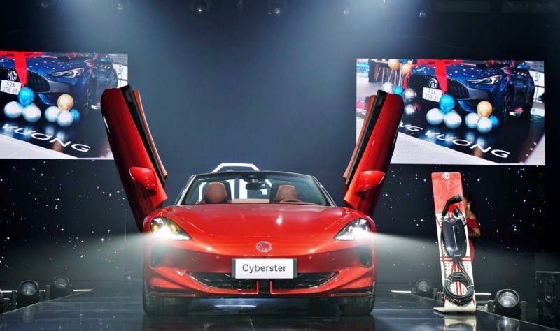 Cận cảnh xe thể thao điện MG Cyberster 2024 vừa có mặt tại Việt Nam