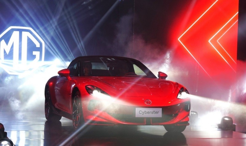 Cận cảnh xe thể thao điện MG Cyberster 2024 vừa có mặt tại Việt Nam