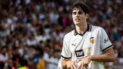 Chuyển nhượng cầu thủ: MU muốn có tài năng lớn của bóng đá Tây Ban Nha, Al Hilal chi 140 triệu EUR mua Isak