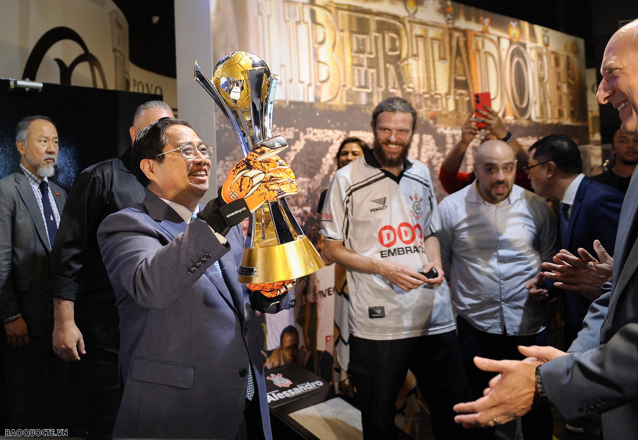 Mang lòng tin, sự chân thành và tình đoàn kết đến nửa bên kia bán cầu