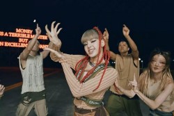 BlackPink: Ca sĩ Lisa lần thứ tám thiết lập kỷ lục Guinness thế giới