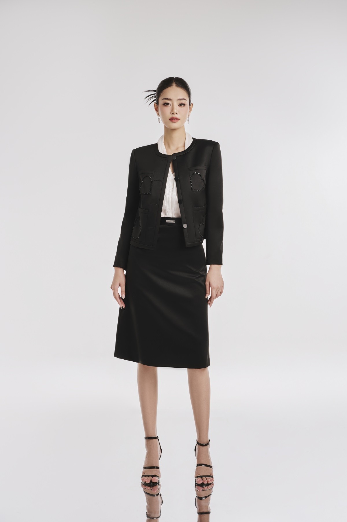 Á hậu Bùi Khánh Linh