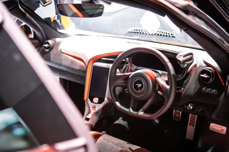 Cận cảnh siêu xe McLaren 750S vừa ra mắt tại Singapore, giá hơn 24 tỷ đồng