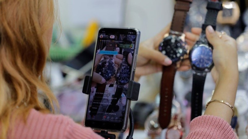 tiktok chinh thuc bi cam ban hang tai indonesia