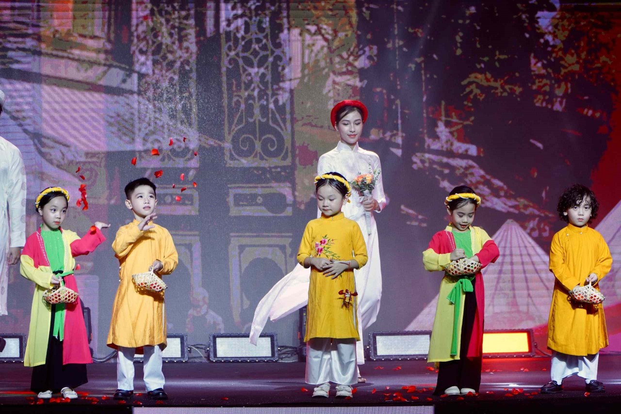 Một Hà Nội say đắm lòng người mỗi độ Thu về