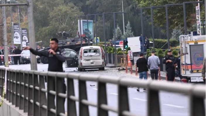 no lon lam rung chuyen thu do cua tho nhi ky nghi tan cong khung bo