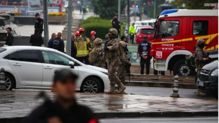 tho nhi ky tra dua khung bo dong loat khong kich 20 co so cua nguoi kurd