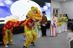 Chương trình Tết Trung Thu ‘Đêm hội ánh Trăng’ của Học viện Ngoại giao - một hoạt động ý nghĩa cho thiếu nhi