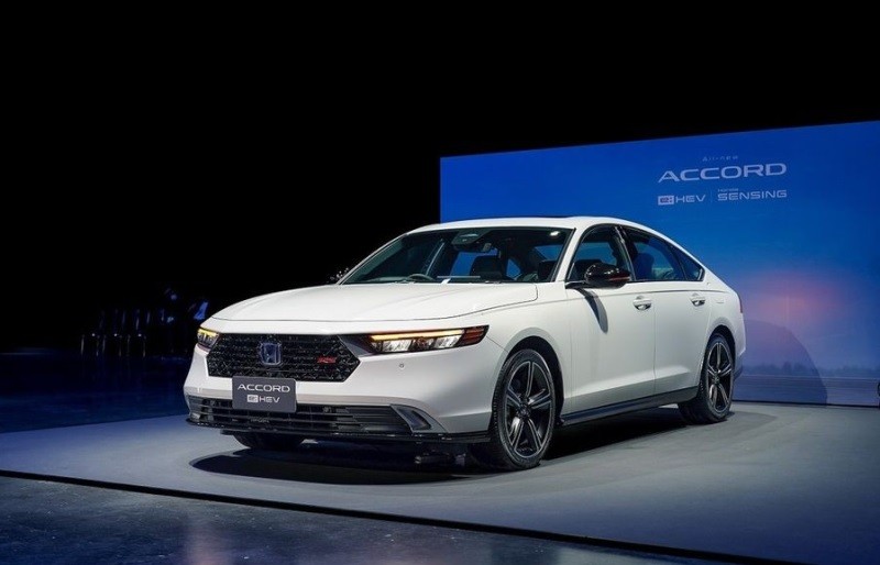 Cận cảnh Honda Accord 2024 vừa ra mắt tại Thái Lan, giá trên 1 tỷ đồng