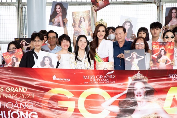 Miss Grand International 2023: Những thí sinh đầu tiên đặt chân đến Hà Nội Miss Grand International 2023: Những thí sinh đầu tiên đặt chân đến Hà Nội