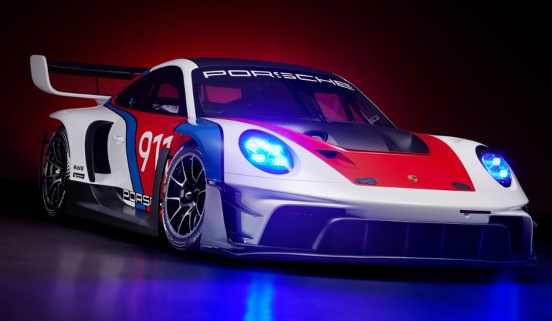 Cận cảnh xe đua Porsche 911 GT3 R rennsport vừa ra mắt, giá hơn 1 triệu USD Cận cảnh xe đua Porsche 911 GT3 R rennsport vừa ra mắt, giá hơn 1 triệu USD