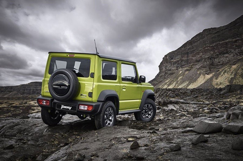 Suzuki Jimny được ví von với cái tên Điểm mặt những mẫu xe ô tô mới ra mắt thị trường Việt Nam trong tháng 10