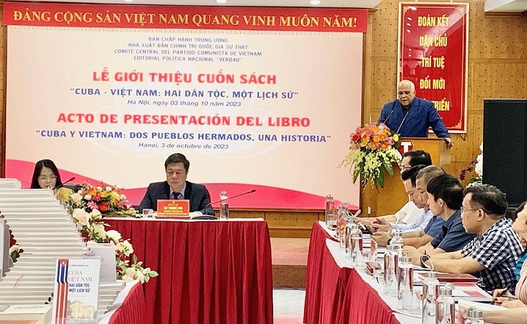 'Cuba-Việt Nam: Hai dân tộc, một lịch sử': Cuốn biên niên sự kiện giữa hai đất nước 'Cuba-Việt Nam: Hai dân tộc, một lịch sử' - cuốn biên niên sự kiện giữa hai đất nước