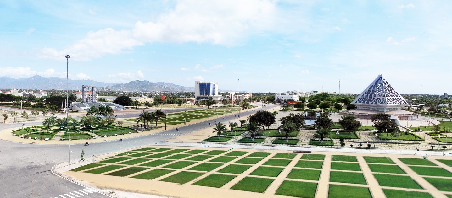 Quảng trường 16/4 - Ninh Thuận Quảng trường 16/4 - Ninh Thuận