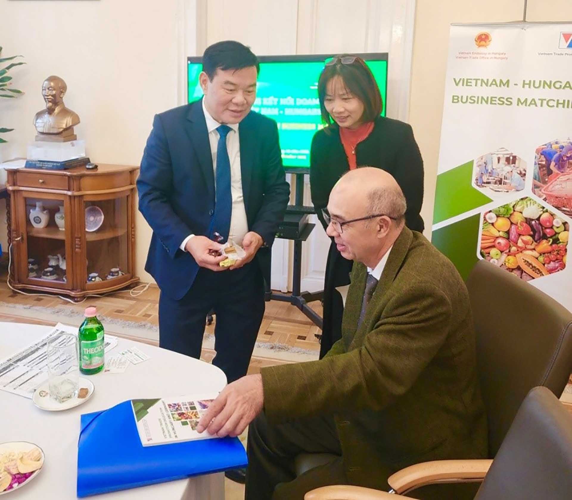 Diễn đàn doanh nghiệp Việt kiều châu Âu lần thứ 12: Hoạt động thường niên lớn nhất của cộng đồng các doanh nhân Việt Nam tại châu Âu Diễn đàn doanh nghiệp Việt kiều châu Âu lần thứ 12: Hoạt động thường niên lớn nhất của cộng đồng các doanh nhân Việt Nam tại châu Âu