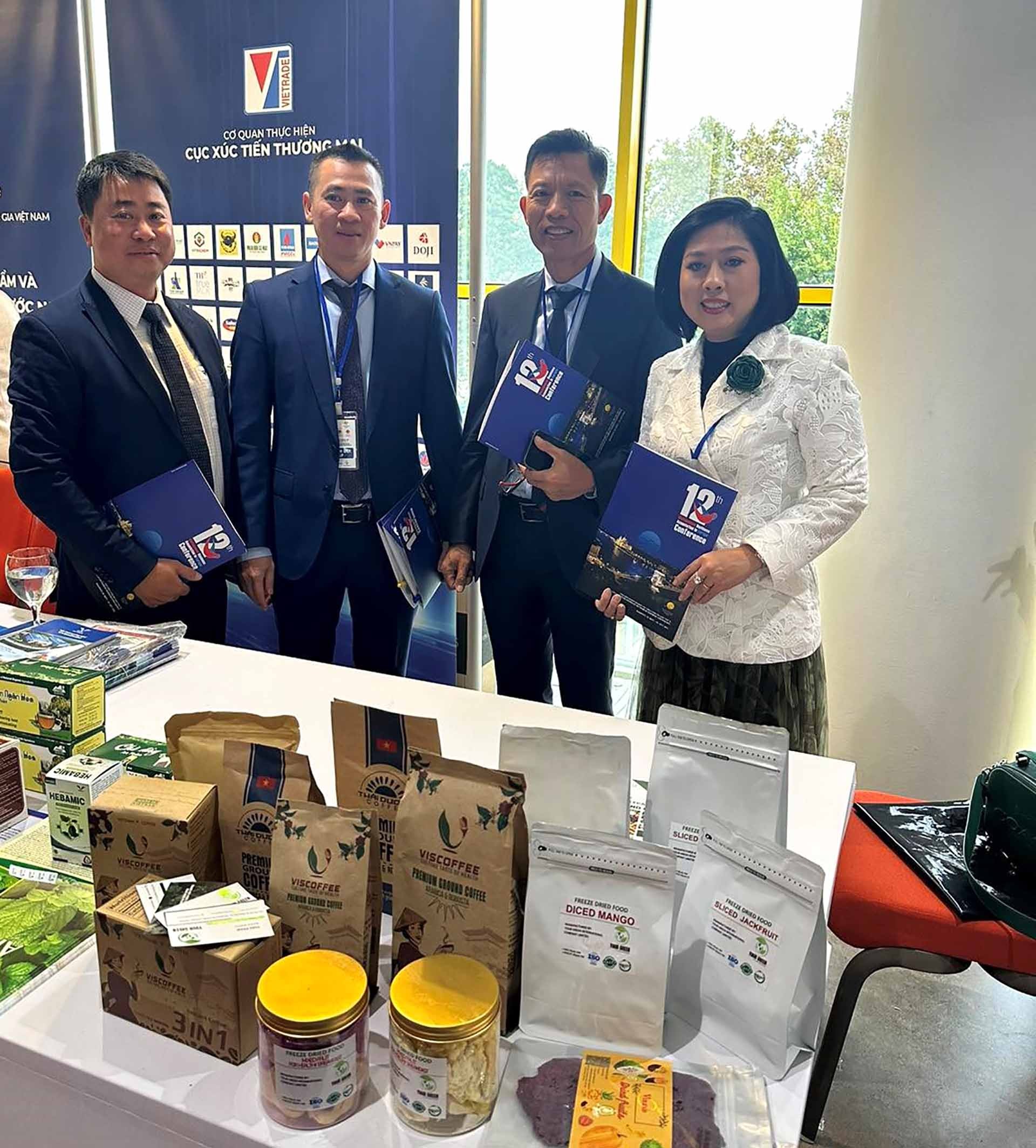 Diễn đàn doanh nghiệp Việt kiều châu Âu lần thứ 12: Hoạt động thường niên lớn nhất của cộng đồng các doanh nhân Việt Nam tại châu Âu Diễn đàn doanh nghiệp Việt kiều châu Âu lần thứ 12: Hoạt động thường niên lớn nhất của cộng đồng các doanh nhân Việt Nam tại châu Âu