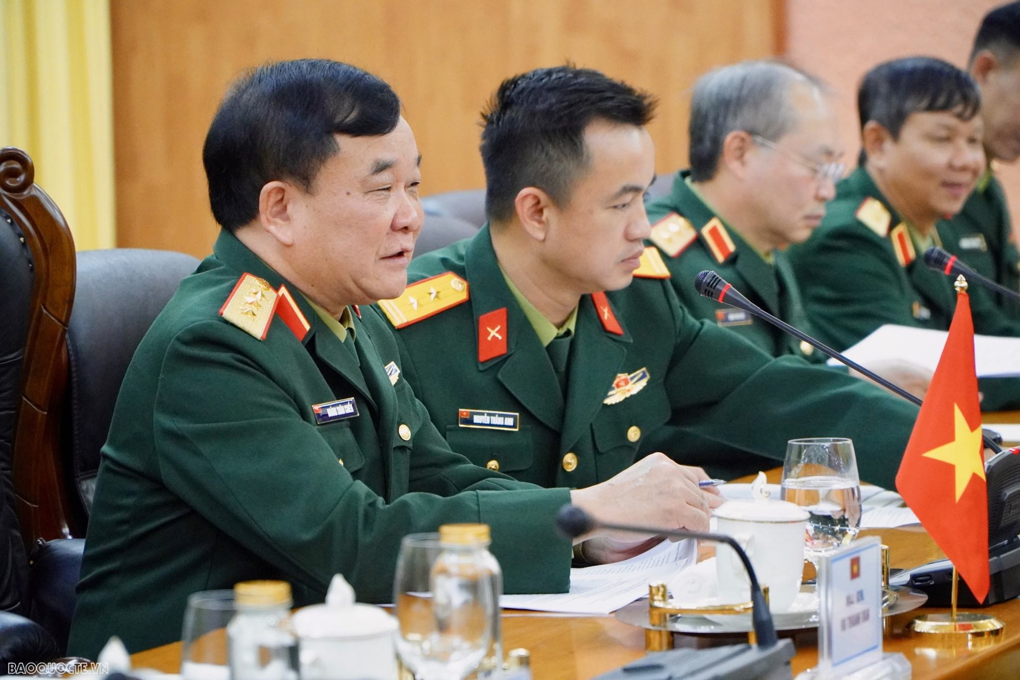 Thượng tướng Hoàng Xuân Chiến, Thứ trưởng Bộ Quốc phòng phát biểu tại Đối thoại. (Ảnh: Tuấn Việt)