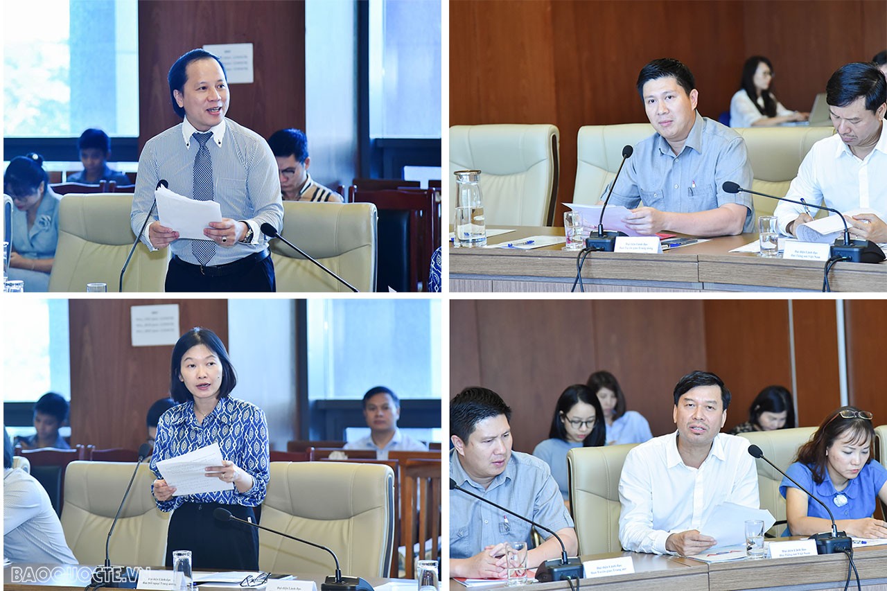 Tiếp tục tăng cường tuyên truyền, giới thiệu, tôn vinh Chủ tịch Hồ Chí Minh với cộng đồng quốc tế Tiếp tục tăng cường tuyên truyền, giới thiệu, tôn vinh Chủ tịch Hồ Chí Minh với cộng đồng quốc tế