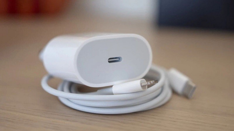 10 mẹo sạc thiết bị di động đảm bảo an toàn, tránh cháy nổ