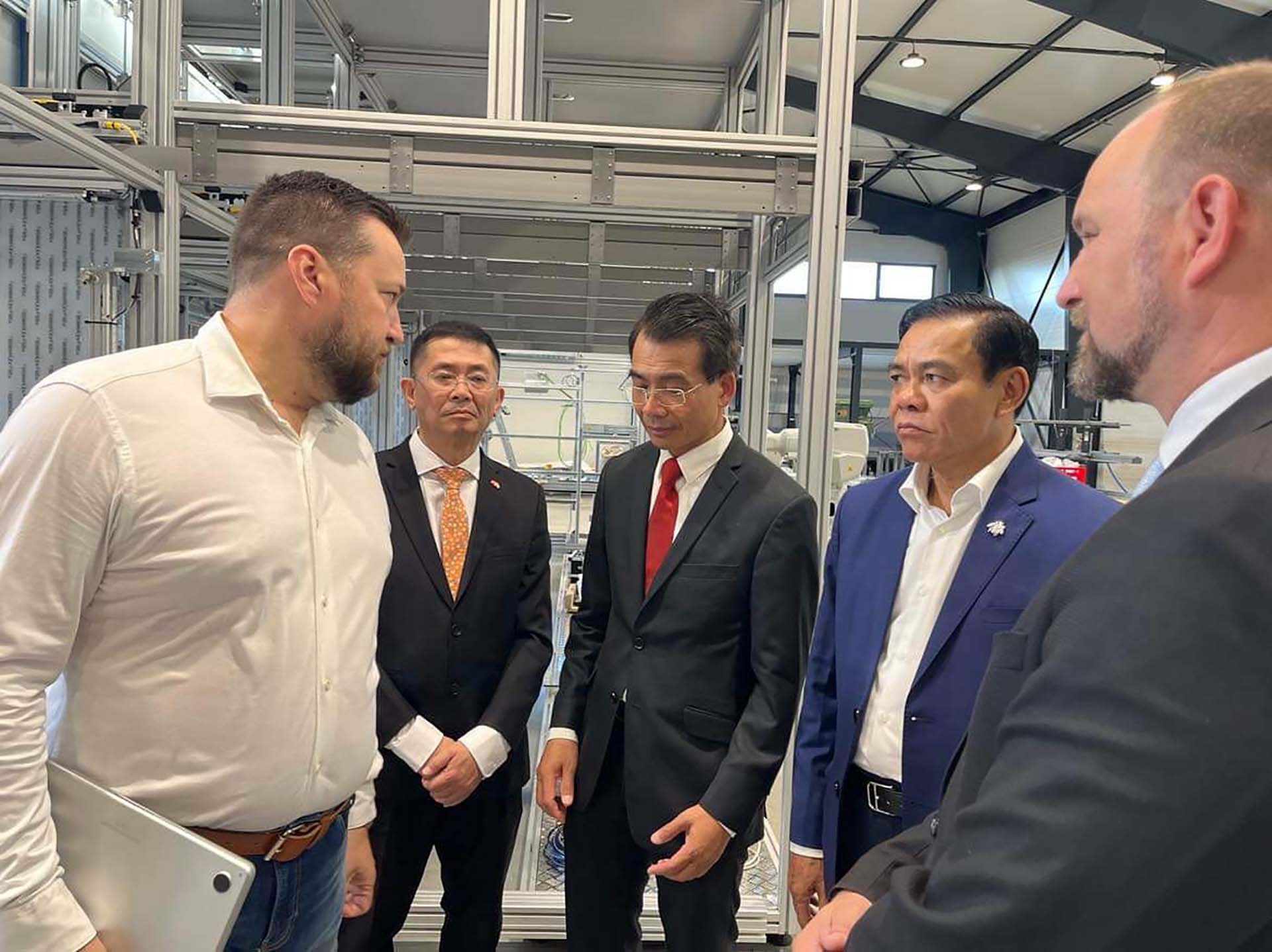 Đoàn đại biểu UBND tỉnh Hà Tĩnh thăm và làm việc tại Slovakia Đoàn đại biểu UBND tỉnh Hà Tĩnh thăm và làm việc tại Slovakia