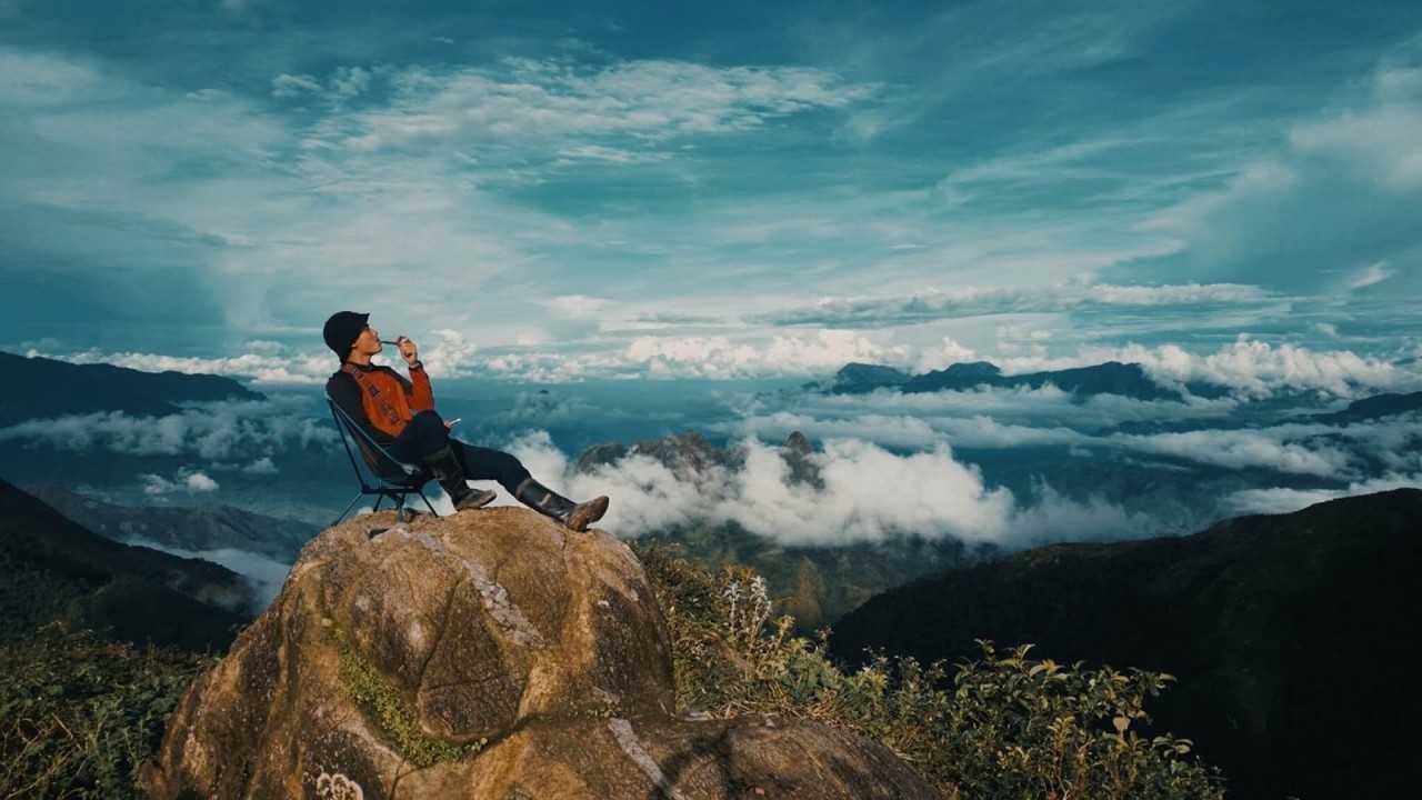 Đến Bạch Mộc Lương Tử để cùng đắm mình trong biển mây bồng bềnh Đến Bạch Mộc Lương Tử để cùng đắm mình trong biển mây bồng bềnh