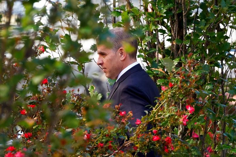 Ảnh ấn tượng (2-8/10): Ông Putin nói Nga vượt qua trừng phạt, tổn thất của Ukraine; Dải Gaza ‘nóng rẫy’; xe tăng Syria hư hỏng ở Cao nguyên Golan