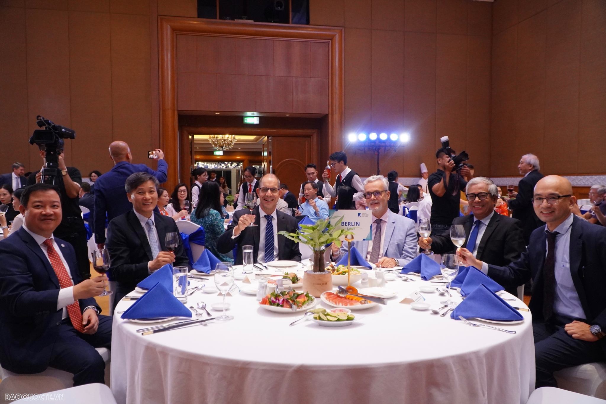 Viện KAS vinh dự nhận bằng khen của Thủ tướng Chính phủ