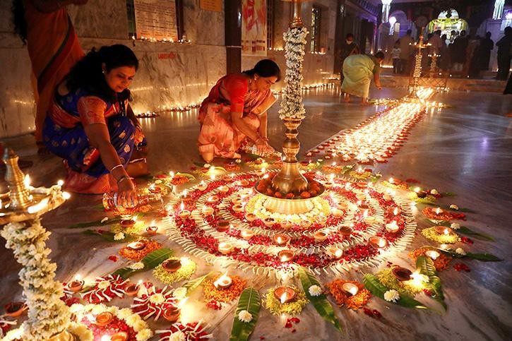 Lễ hội Ánh sáng – Diwali: Cộng đồng Ấn Độ tại Việt Nam chuẩn bị ăn mừng những thành công của năm 2023 Lễ hội Ánh sáng – Diwali: Cộng đồng Ấn Độ tại Việt Nam chuẩn bị ăn mừng những thành công của năm 2023