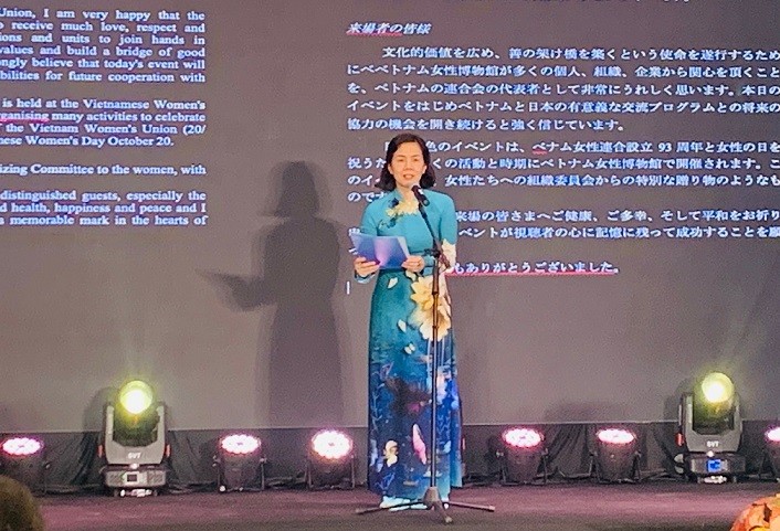 ‘Sắc Thu Việt-Nhật’: Cuộc giao lưu giữa áo dài và kimono