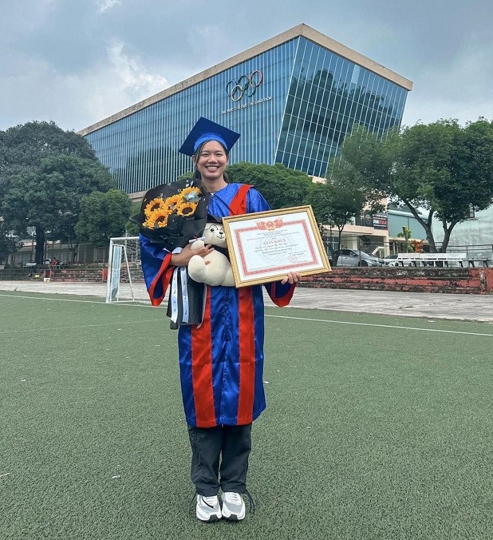 Kình ngư Ánh Viên tốt nghiệp đại học loại giỏi khoa Huấn luyện thể thao