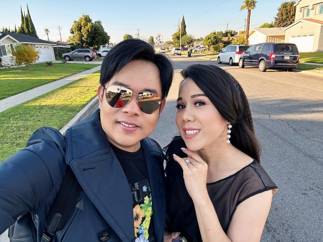 Sao Việt: Diễn viên Lý Nhã Kỳ khiến fan 'mắt tròn mắt dẹt' vì nhan sắc không tuổi, BTV Hoài Anh yêu kiều với váy hoa