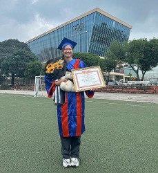 Kình ngư Ánh Viên tốt nghiệp đại học loại giỏi khoa Huấn luyện thể thao