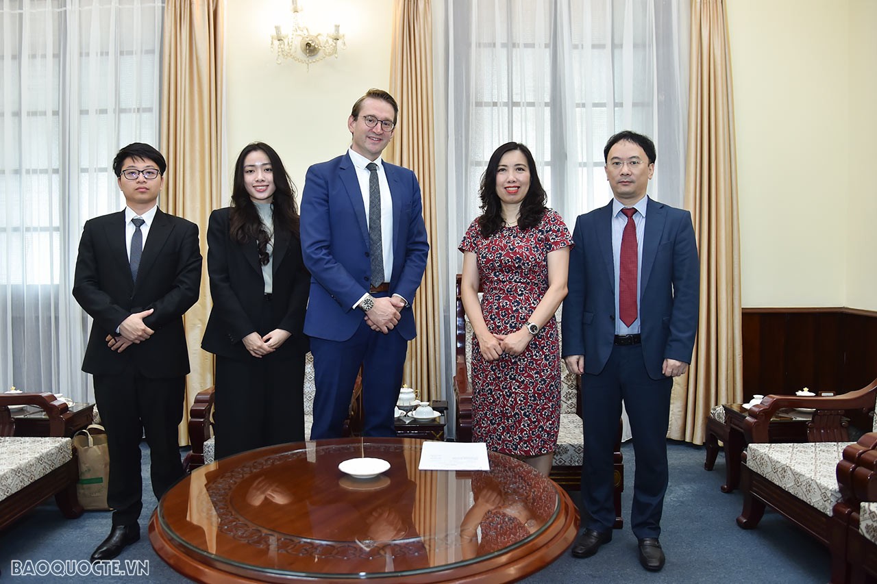 Thứ trưởng Ngoại giao Lê Thị Thu Hằng mong muốn Lãnh sự danh dự Việt Nam tại Áo kết nối doanh nghiệp hai nước