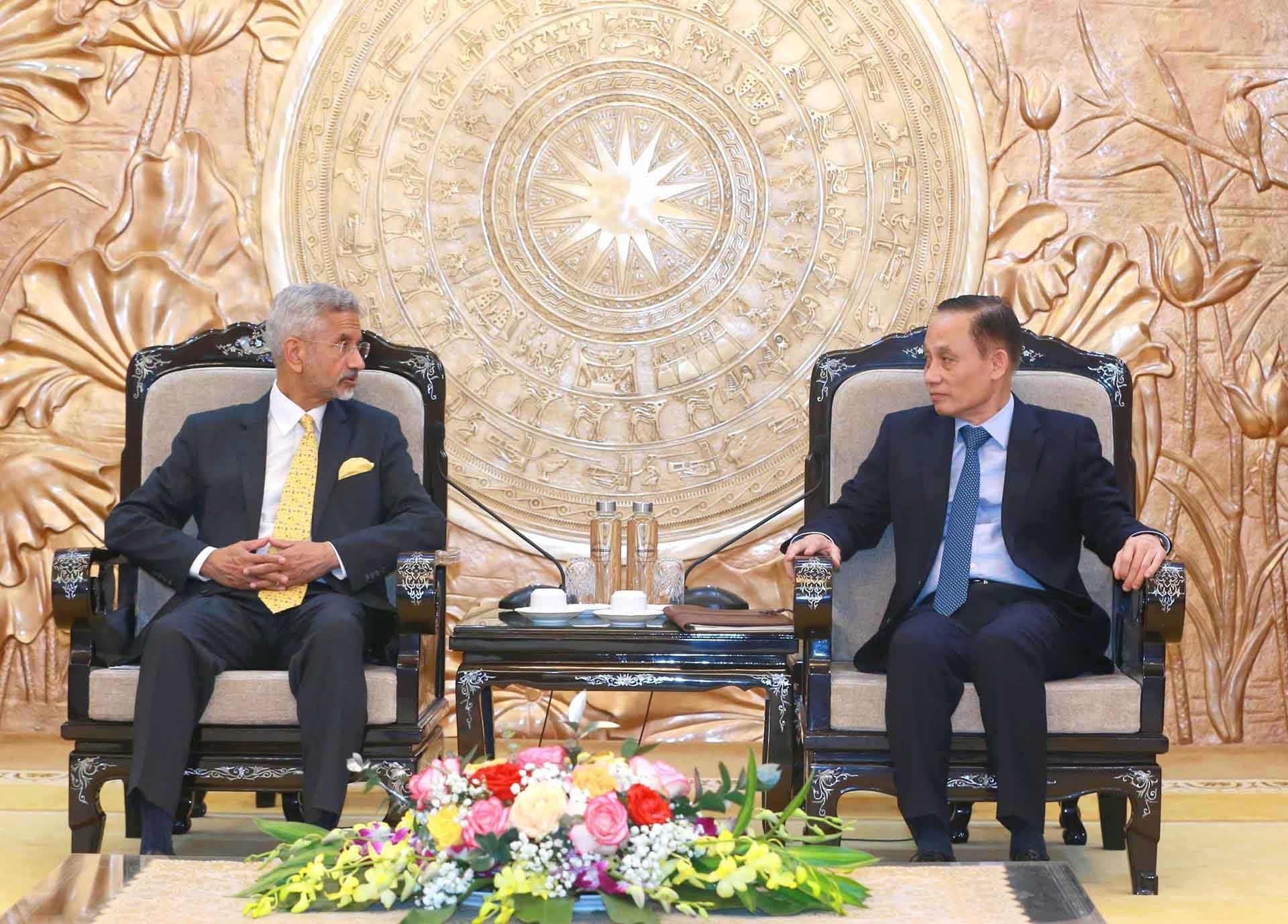 Việt Nam-Ấn Độ tiếp tục thúc đẩy quan hệ hợp tác trên tất cả các mặt Việt Nam-Ấn Độ tiếp tục thúc đẩy quan hệ hợp tác trên tất cả các mặt