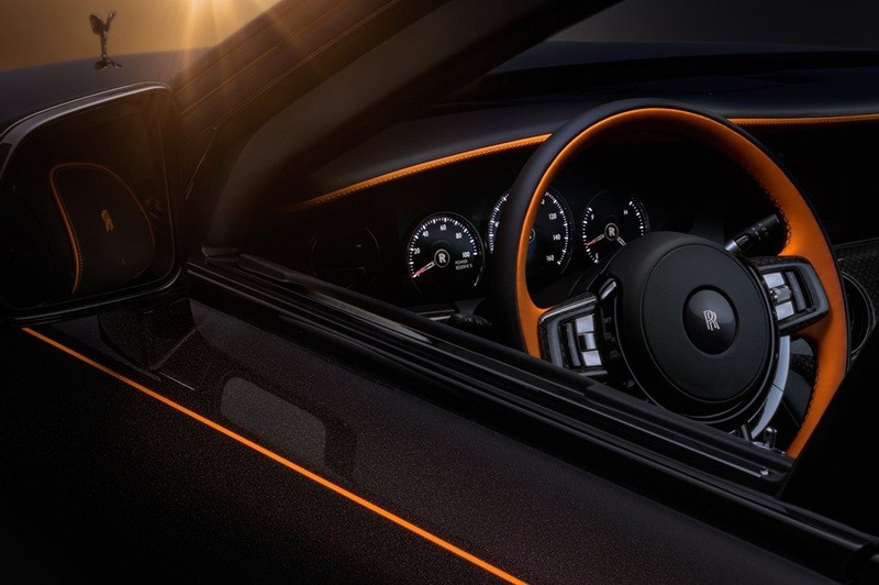 Cận cảnh xe siêu sang Rolls-Royce Black Badge Ghost Ekleipsis Private Collection vừa ra mắt