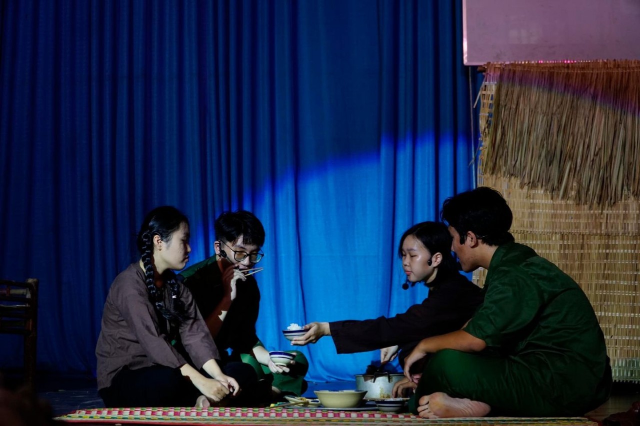 Giáo dục Giáo dục