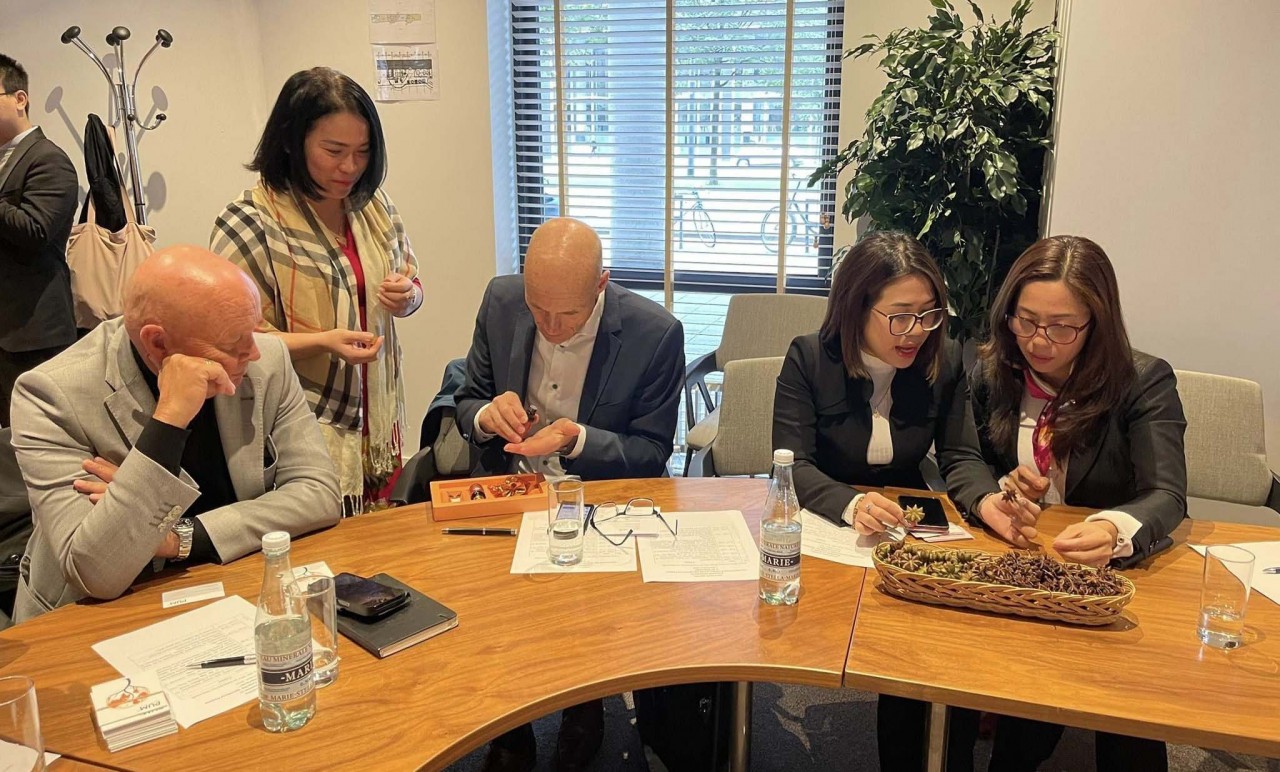 Tọa đàm giới thiệu và thúc đẩy nông sản địa phương tại Hà Lan Tọa đàm giới thiệu và thúc đẩy nông sản địa phương tại Hà Lan