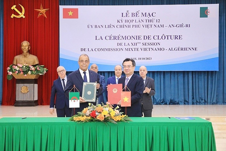 Làm sâu sắc thêm quan hệ kinh tế, hợp tác hữu nghị Việt Nam-Algeria Làm sâu sắc thêm quan hệ kinh tế, hợp tác hữu nghị Việt Nam-Algeria