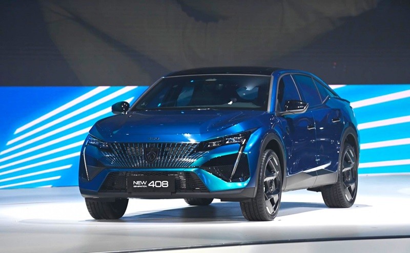 Cận cảnh Peugeot 408 2023 vừa ra mắt tại Việt Nam Cận cảnh Peugeot 408 2023 vừa ra mắt tại Việt Nam