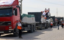 Xung đột Hamas-Israel: Tổng thống Palestine khẳng định không rời đi, hàng cứu trợ bắt đầu đến Gaza, Trung Quốc nói về 'vấn đề cấp bách'