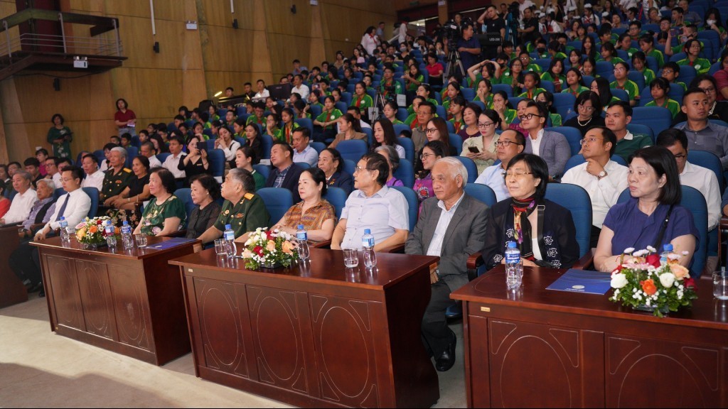 Khánh thành công trình tôn vinh kỳ tích ngoại giao thời đại Hồ Chí Minh