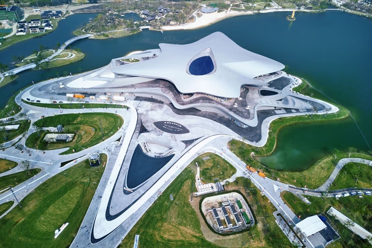 Ảnh ấn tượng (16 22/10): Truyền thống tốt đẹp Nga-Trung Quốc, xung đột ở Dải Gaza, Tổng thống Mỹ nhắn Israel ‘đừng để cơn giận chi phối’