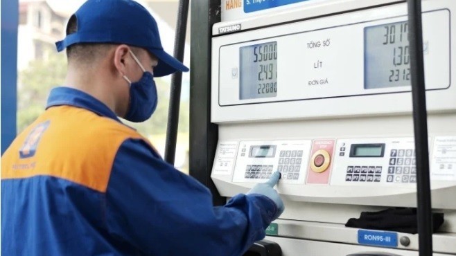 gia xang dau hom nay 152 the gioi giam nhe chieu nay trong nuoc du bao tang manh