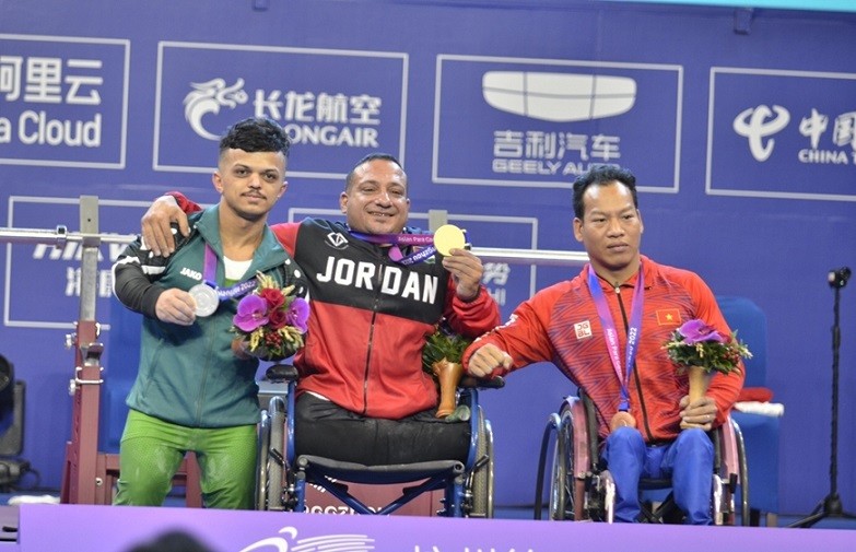 Asian Para Games 2023: Đô cử Lê Văn Công giành Huy chương đồng cho đoàn thể thao người khuyết tật Việt Nam Asian Para Games 2023: Đô cử Lê Văn Công giành Huy chương đồng cho đoàn thể thao người khuyết tật Việt Nam