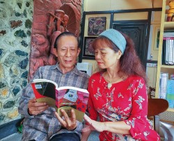 Nữ sĩ Bàng Ái Thơ: Gieo vần cung số cuộc đời