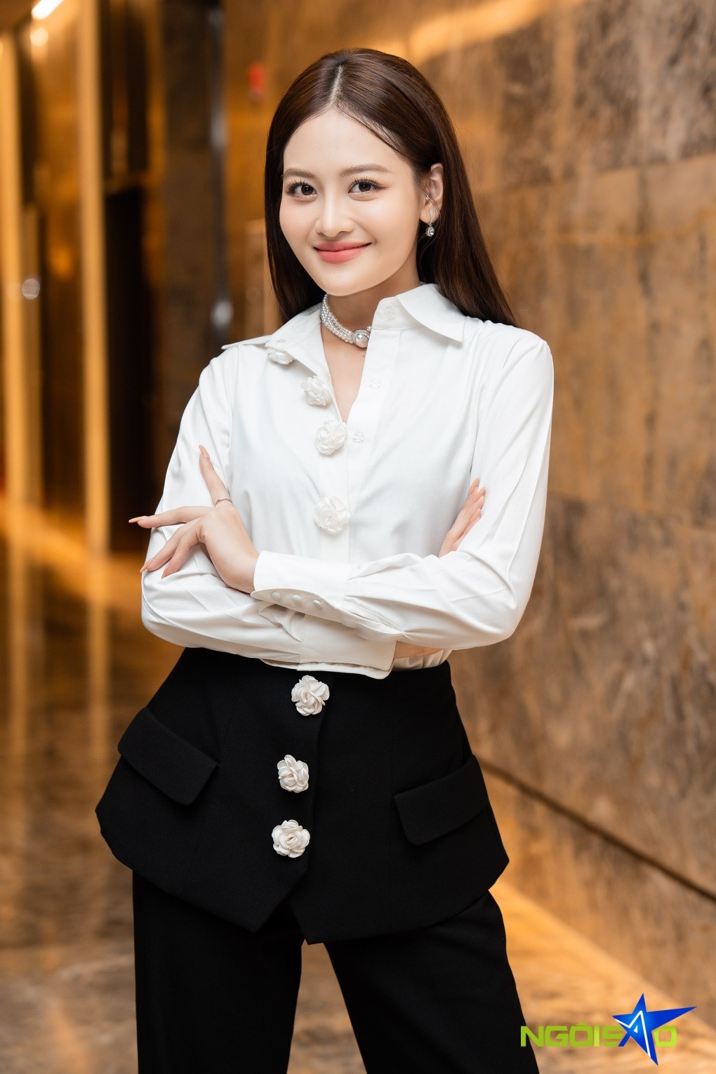 Chúng ta của 8 năm sau: Dàn diễn viên diện sơ mi trắng dự họp báo ra mắt phim sắp lên sóng VTV3