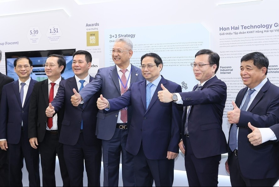 khoa hoc cong nghe doi moi sang tao giup viet nam cung di tren con tau phat trien cua the gioi