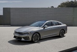 Cận cảnh Kia K5 2024 vừa ra mắt tại Hàn Quốc, giá từ 507 triệu đồng