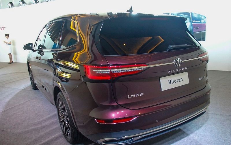 Cận cảnh Volkswagen Viloran sắp ra mắt thị trường Việt Nam